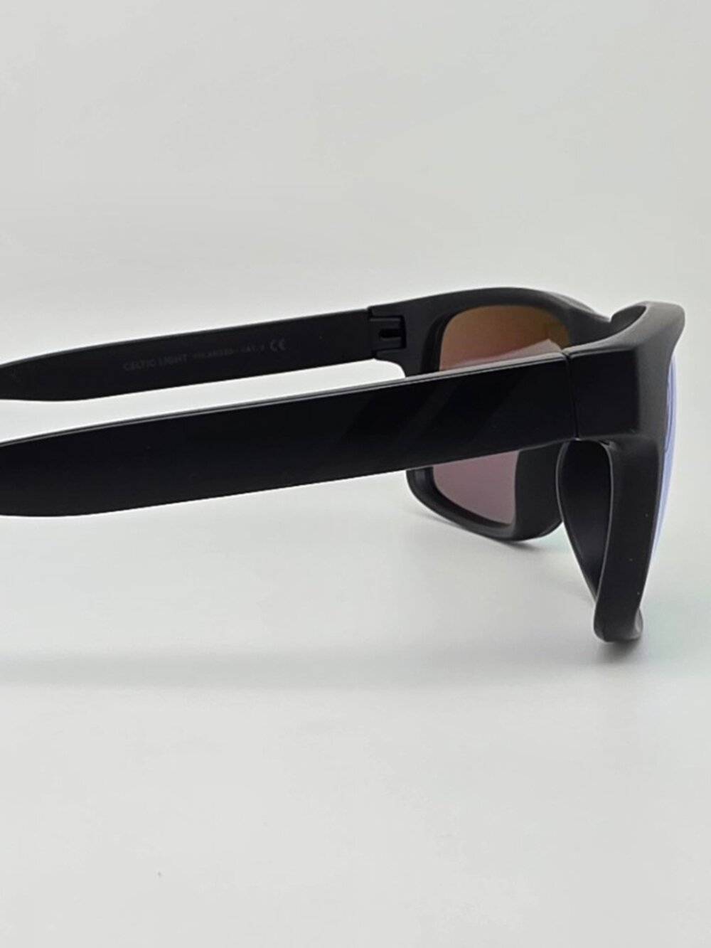 Blenders Canyon Celtic Light Matte Black Frame Polarized Green Mirror Sunglasses - Picture 6 of 13